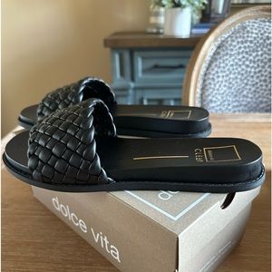 Dolce Vita Gracie black sandals.